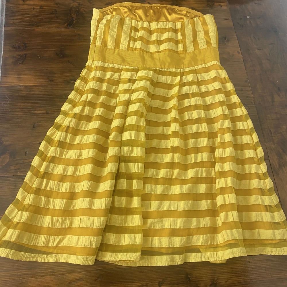 The Limited Yellow Striped Strapless Fit &‎ Flare Cocktail Dress Size 8 SKU F100
